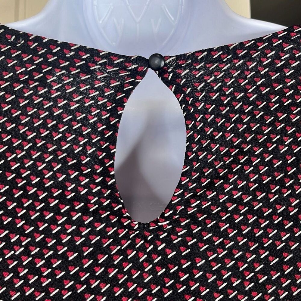 Adrianna Papell Heart Print Black Red Smocked Shoulder Blouse Medium Long Sleeve - Picture 6 of 9